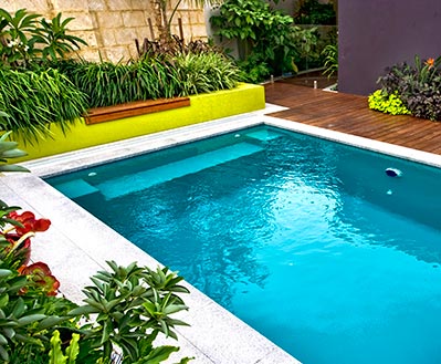 Leisure Pools Aquamarine Gelcoat Colour Lifestyle Picture