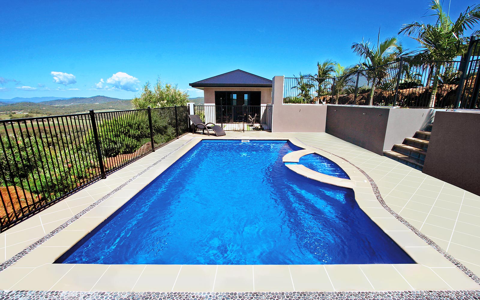 Leisure Pools Opulence Sapphire Blue