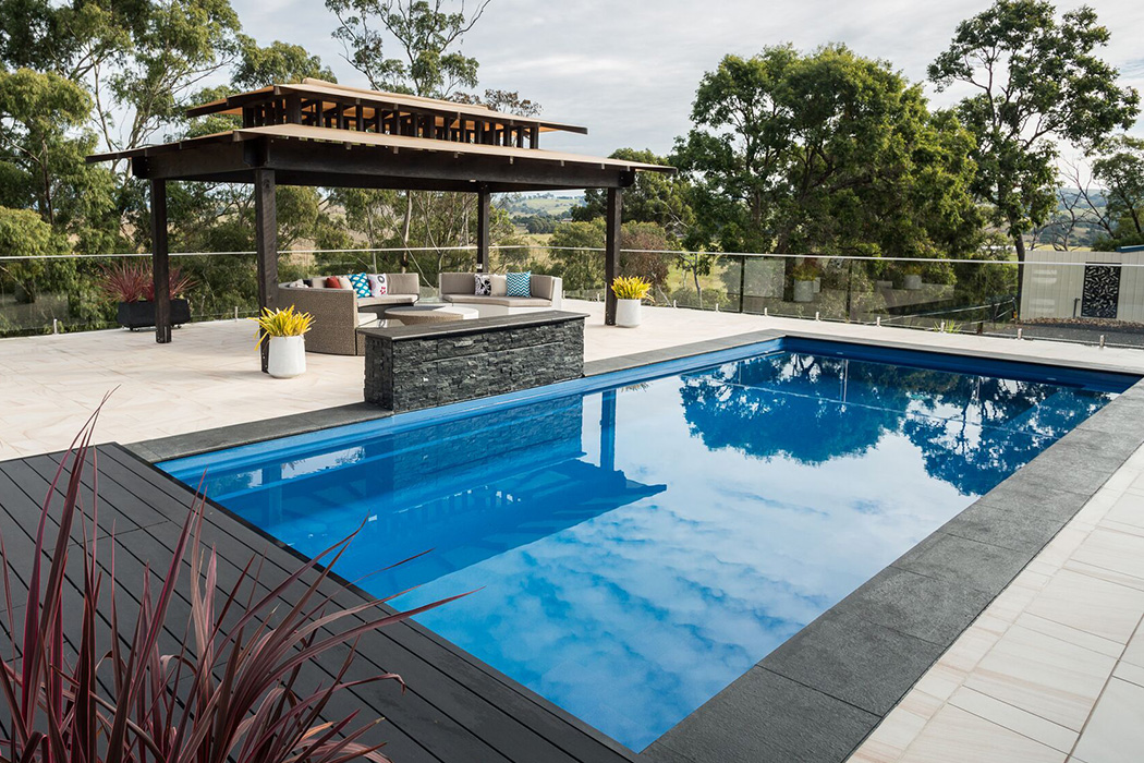 pool installer in south coast nsw, Nowra, Ulladulla, Batemans Bay, Mollymook, Moruya, Bega