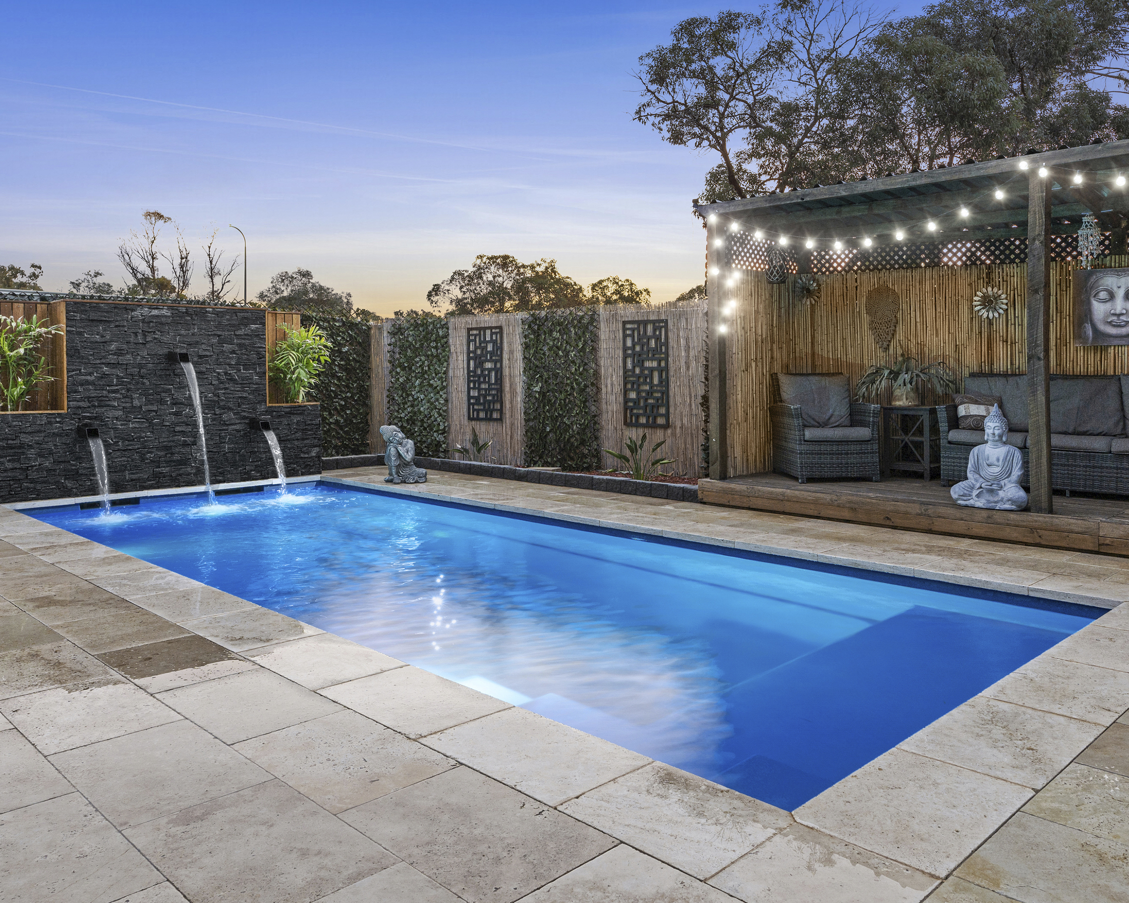 pool builders in Victor Harbour and Murray Bridge, Leisure Pools Precision 8.00m in Sapphire Blue