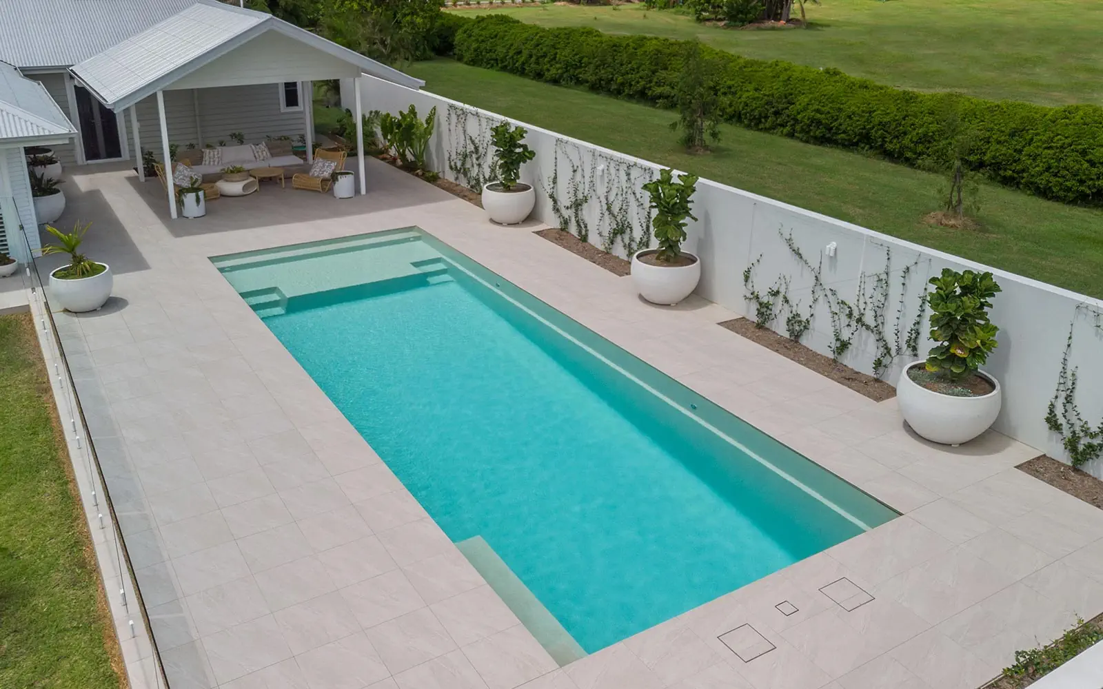 Leisure Pools Acclaim fibreglass swimming pool