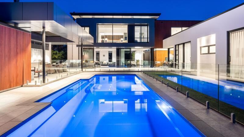 PHOTO LP NZ Elegance 12 Sapphire Blue Taranaki 2022 004 Lifetime Pool Warranty