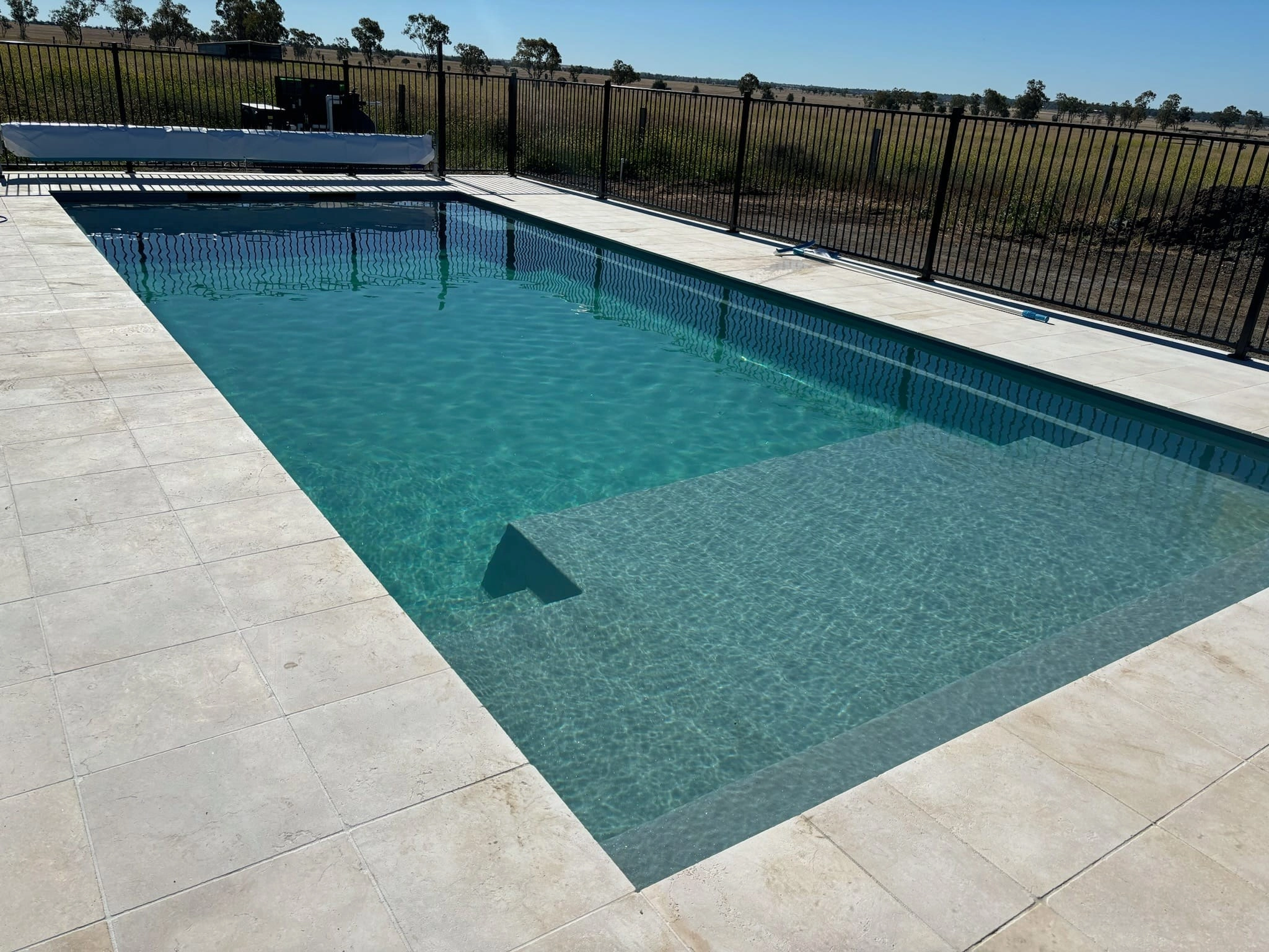 IMG LP AU Acclaim 10 Graphite Grey Western Downs 001 The Acclaim 10.00m in Graphite Grey installed in Western Downs, QLD
