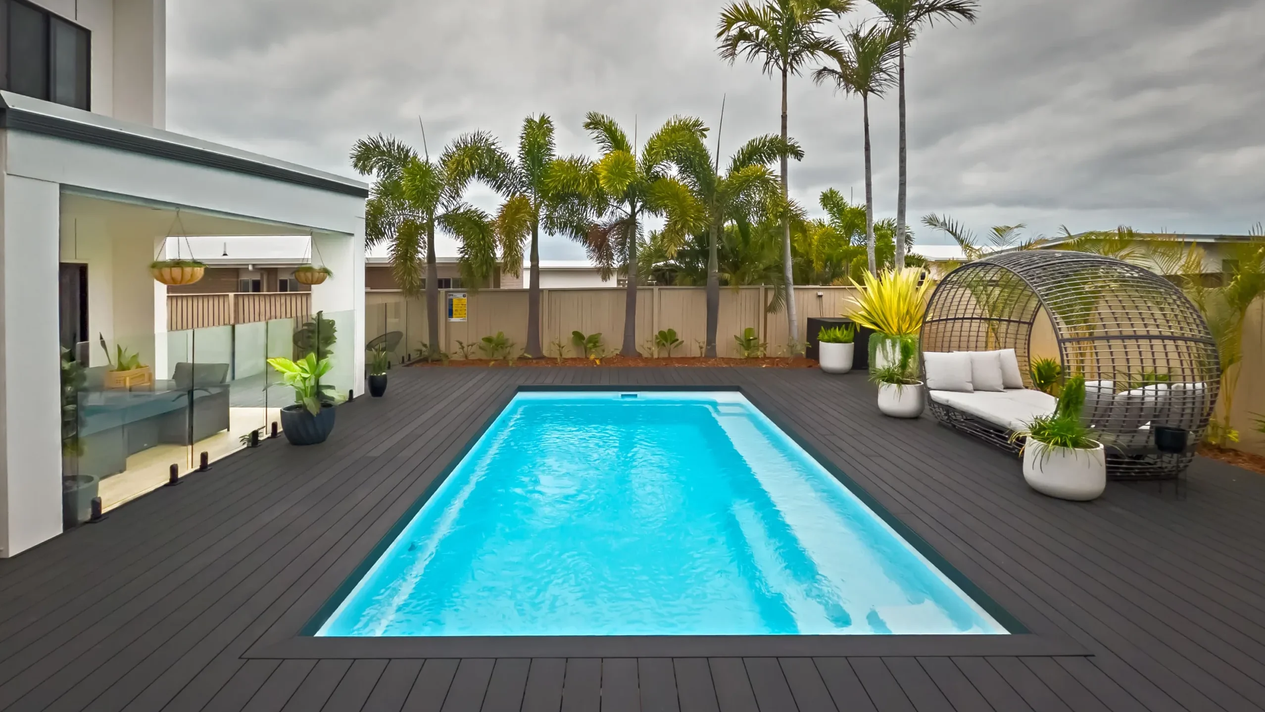 PHOTO LP AU Reflection 7 Shimmer White Yeppoon 2020 001 how to prepare a pool for a cyclone