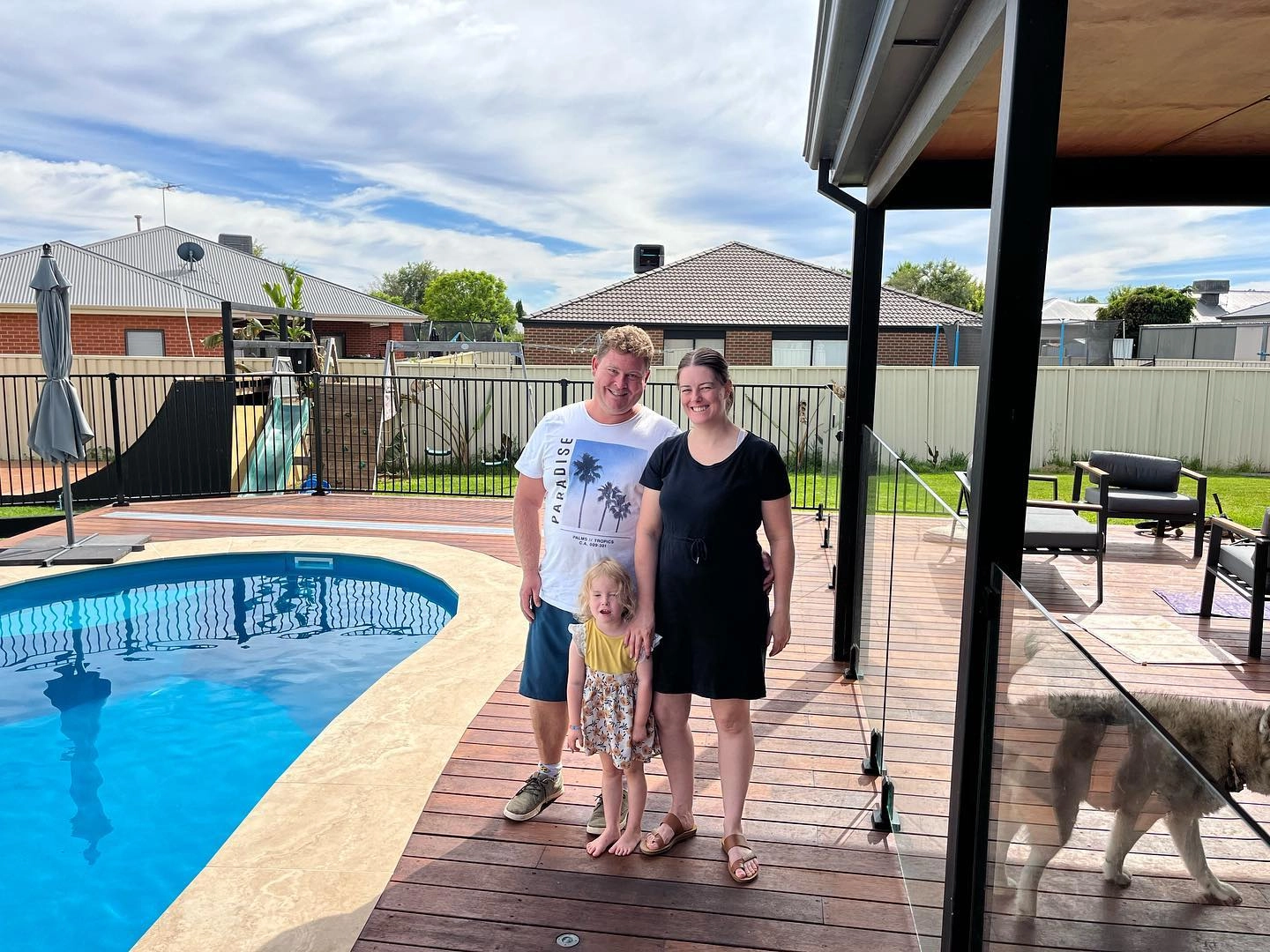 IMG LP AU Mildra Customers Pat and Caitlin 2023 001 pool builders in mildura