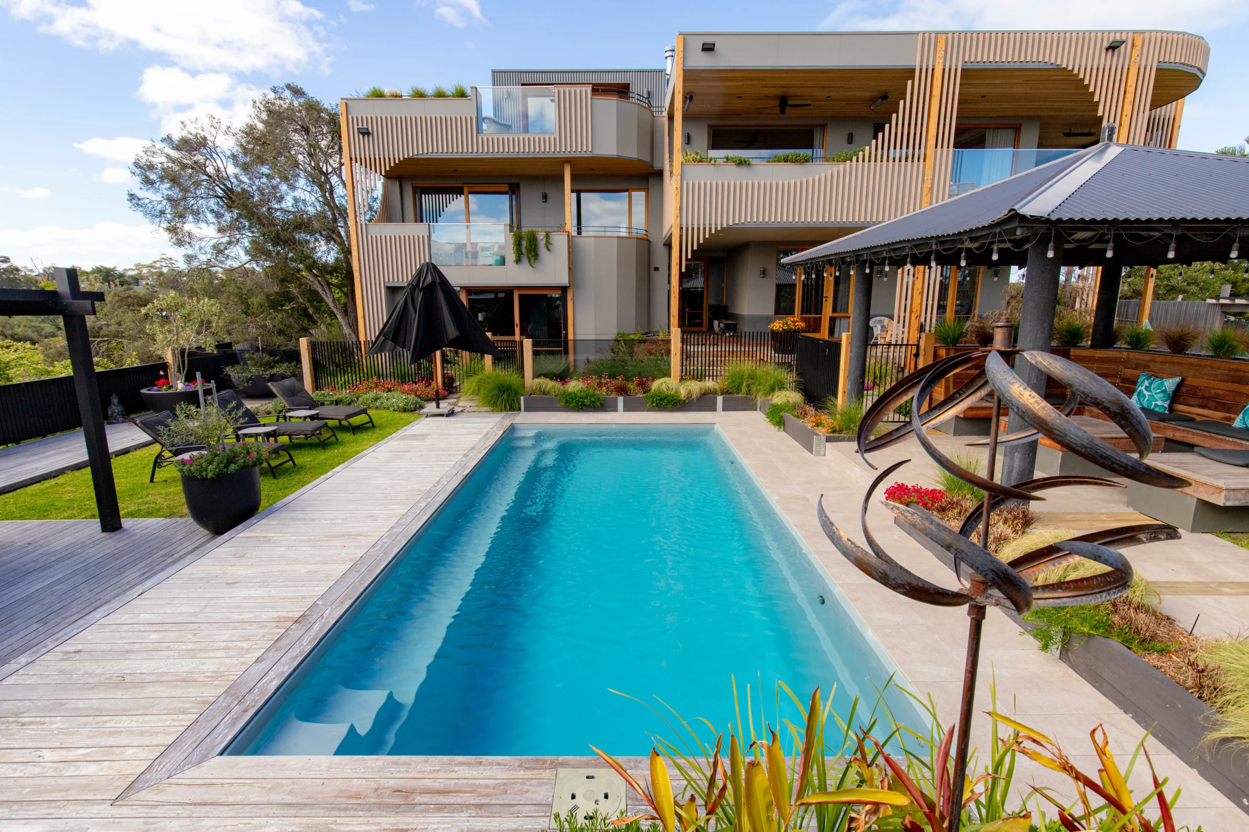 IMG LP AU Reflection 8 SG LP Melb SE 006 pool builders in melbourne south east and Mornington Peninsula