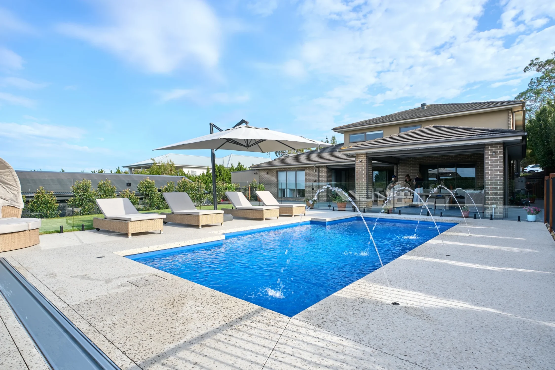 Leisure Pools The Elegance 9.00m Sapphire Blue LP Melbourne South East Mt Eliza