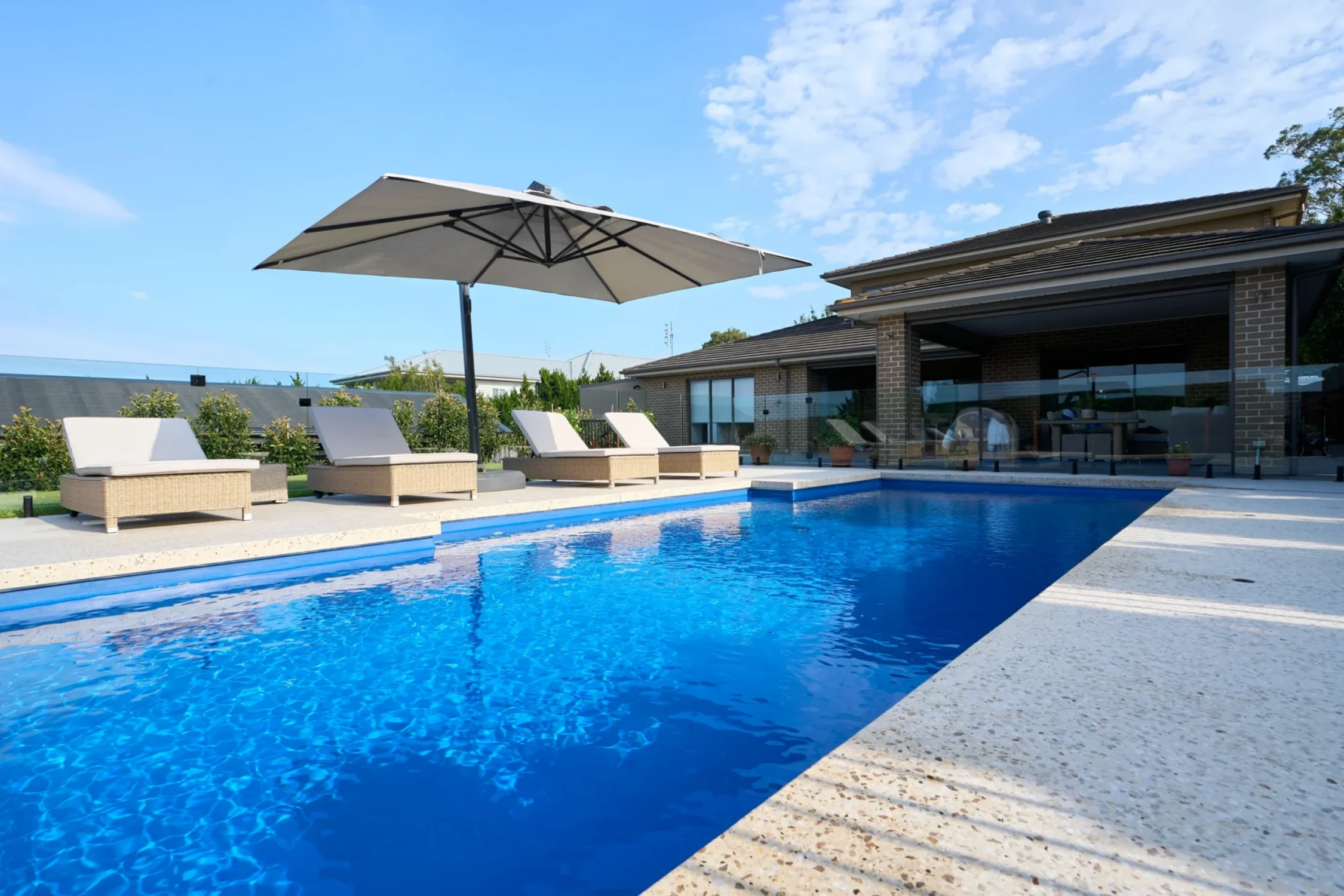 Leisure Pools The Elegance 9.00m Sapphire Blue LP Melbourne South East Mt Eliza