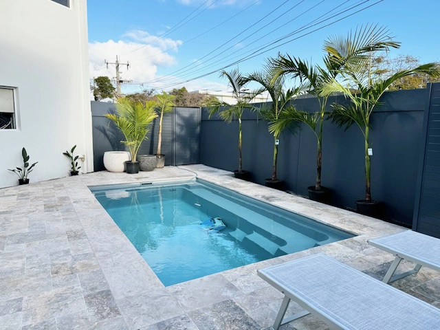 PHOTO Harmony 5m Silver Grey MSE 04 The Harmony 5.00m in Silver Grey installed in Beaumaris, Melbourne South East, VIC