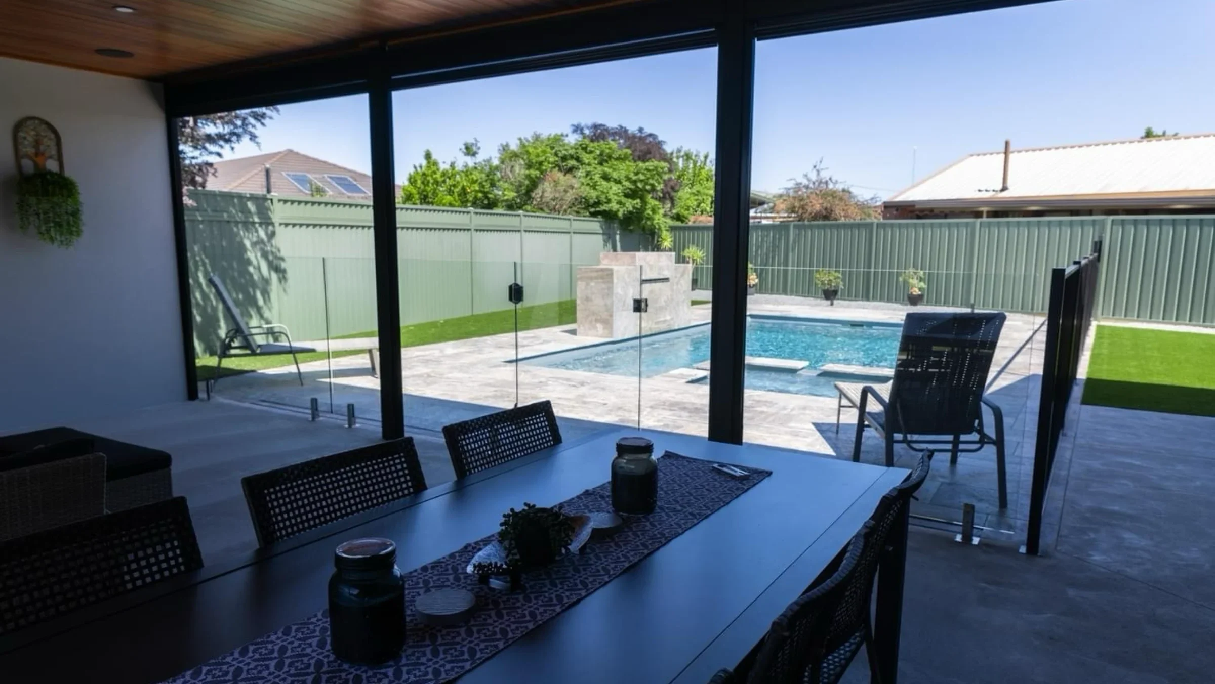 IMG LP AU Absolute 8 Silver Grey GV Unique Pools 002 - Mooroopna
