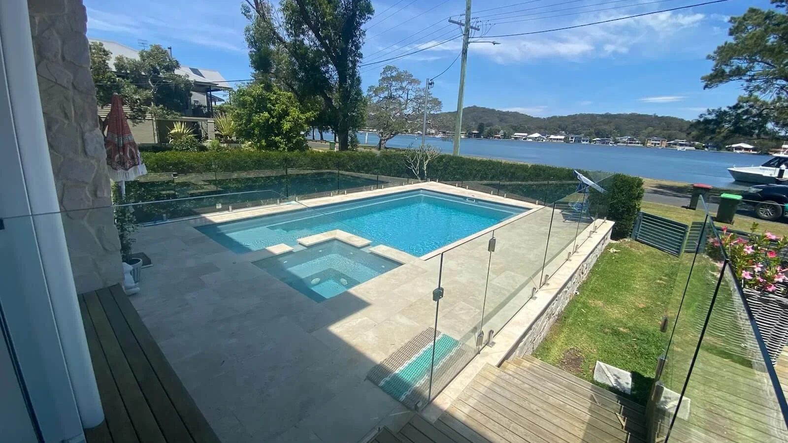 IMG LP AU Absolute 8 Silver Grey Vogue Pools 003 - Davistown
