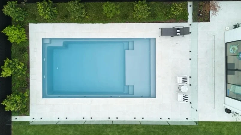 IMG LP AU Acclaim 8 Silver Grey Westside Pools 001