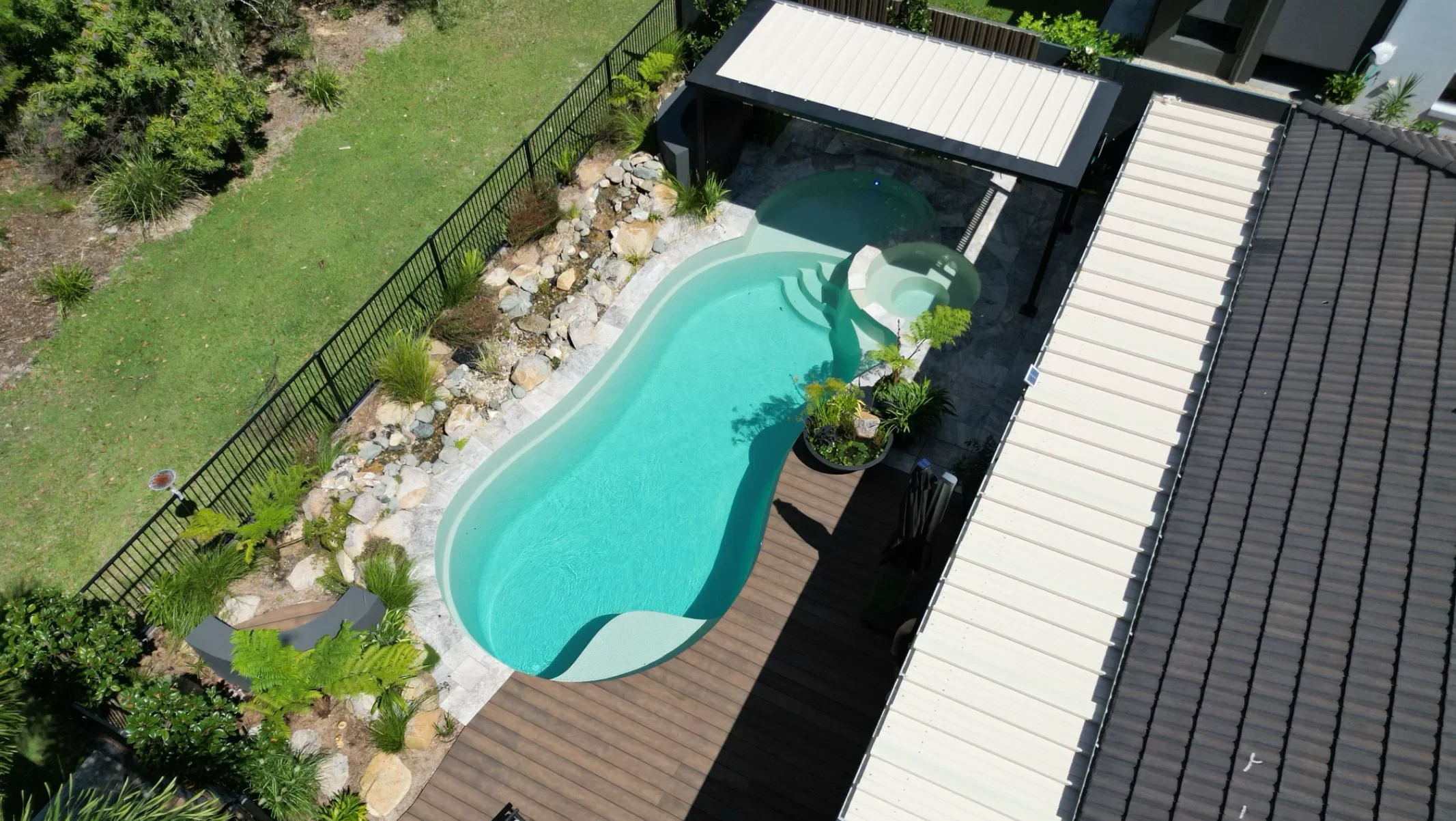 IMG LP AU Allure 10.65 Diamond Sand LP North Brisbane 004 - Banksia Beach