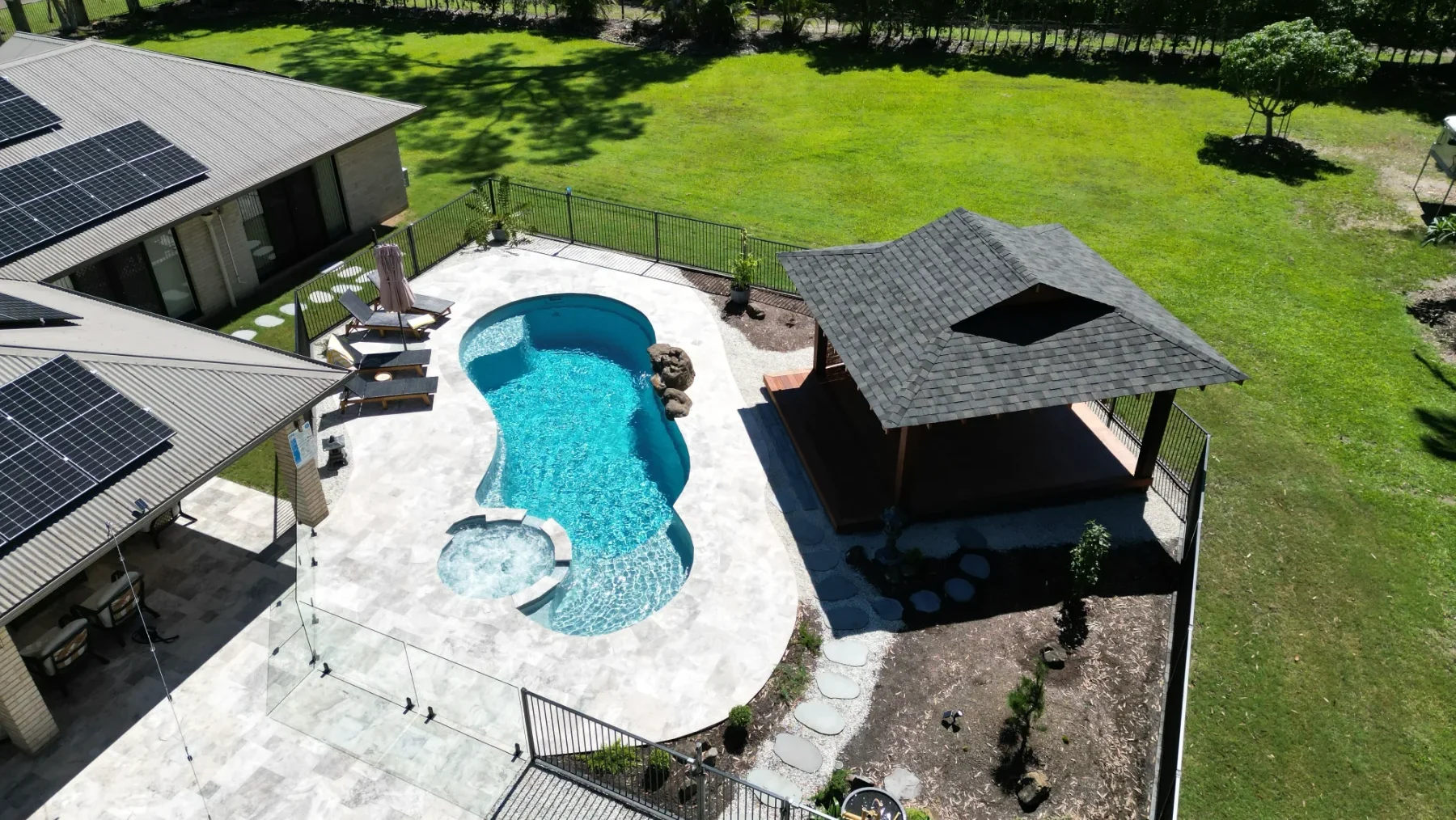IMG LP AU Allure 10.65 Silver Grey LP Sunshine Coast 002 - Cooroibah