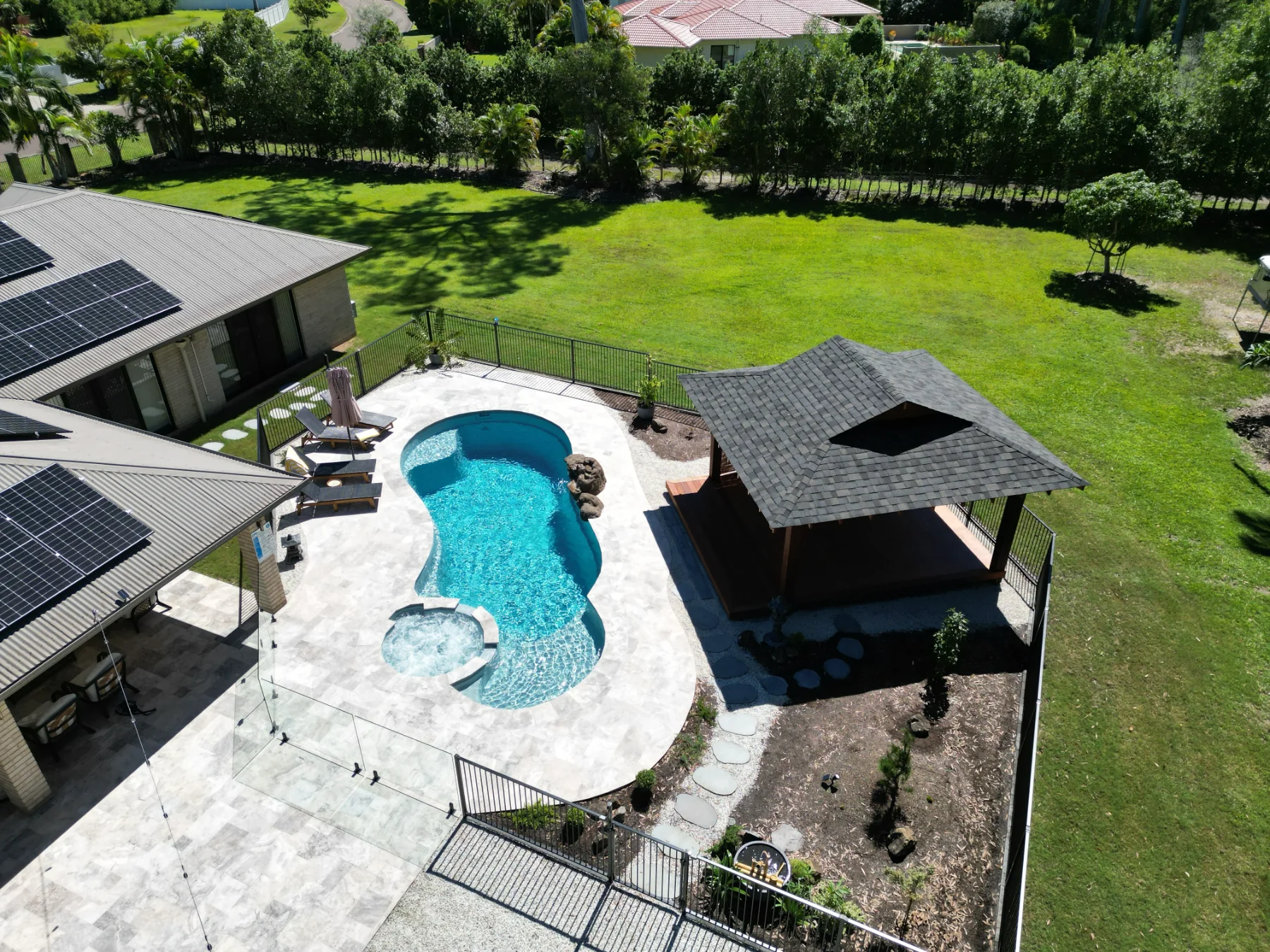 IMG LP AU Allure 10.65 Silver Grey LP Sunshine Coast 002 - Cooroibah