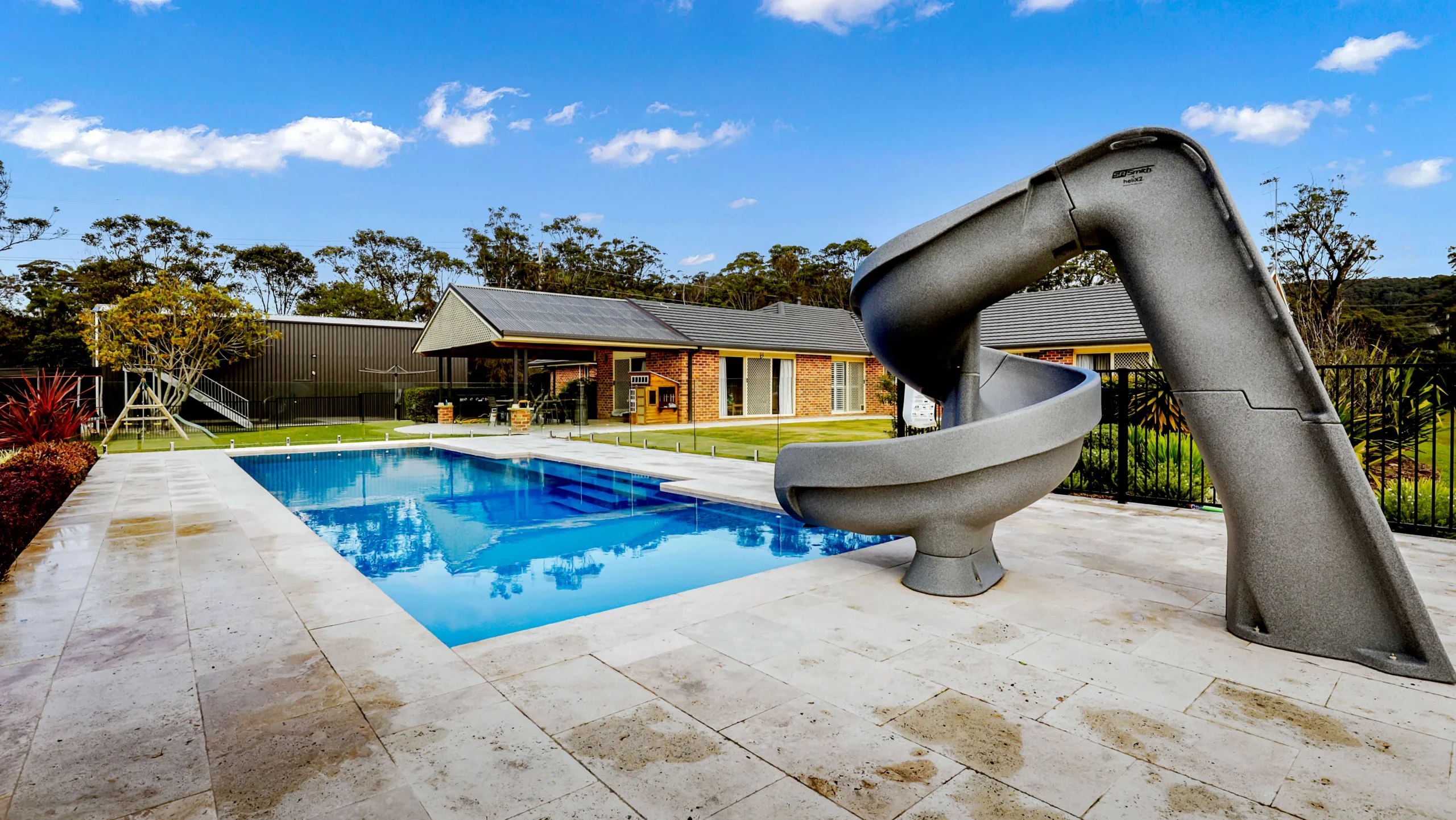 IMG LP AU Elegance 12 Sapphire Blue Vogue Pools 003 - Tumbi Umbi