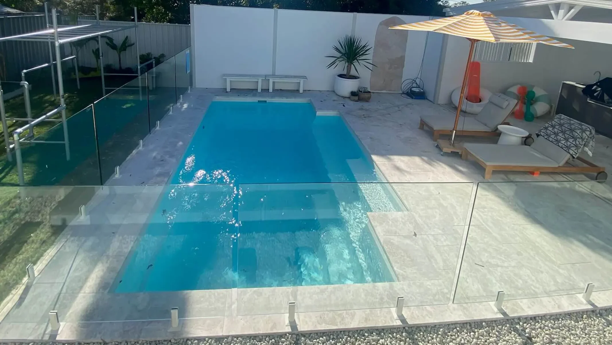 IMG LP AU Elegance 6 Shimmer White Vogue Pools 005 - Lake Munmorah