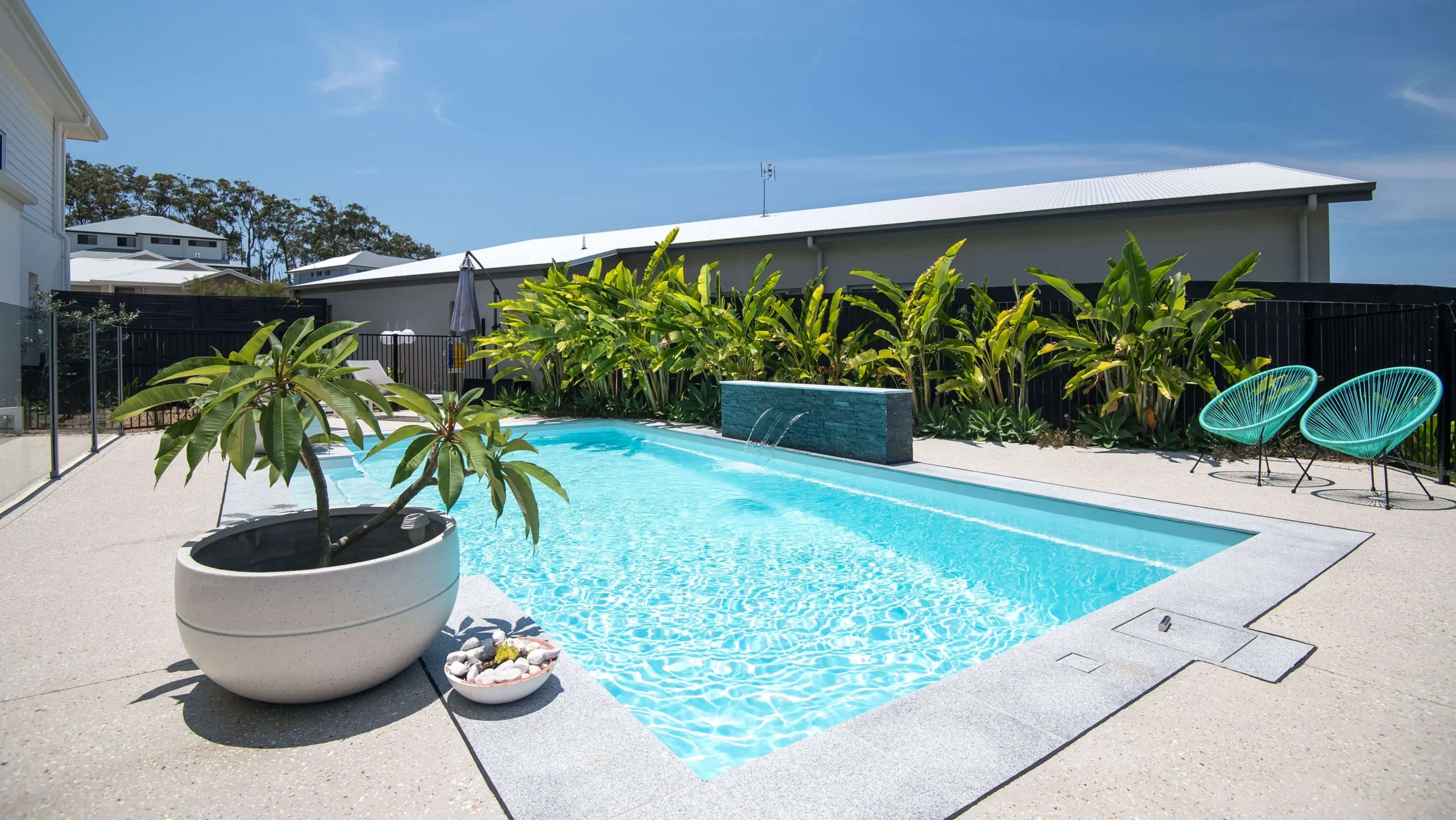 IMG LP AU Elegance 8 Shimmer White LP Sunshine Coast 002 - Peregian Springs