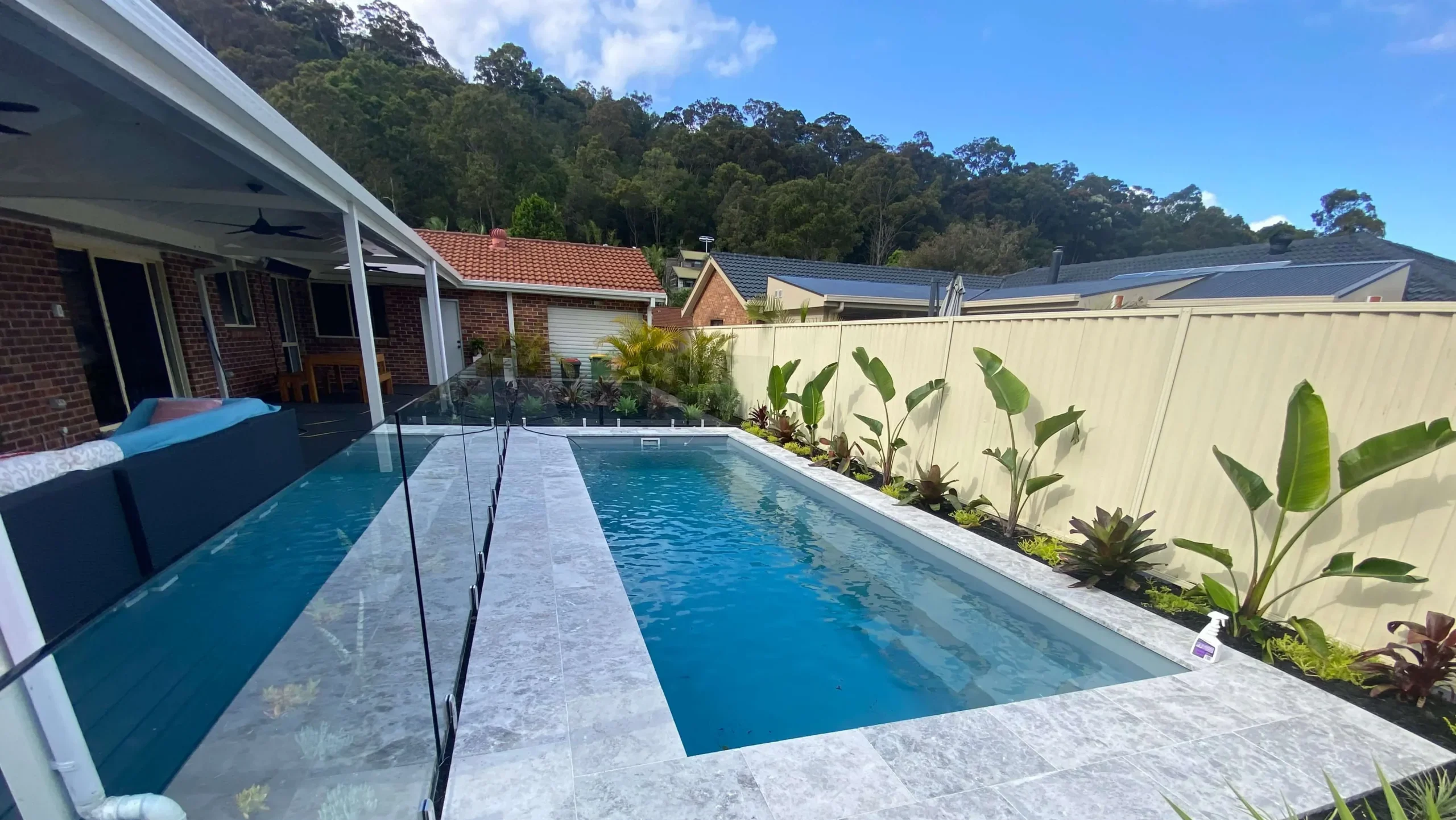 IMG LP AU Harmony 8 Silver Grey LP Vogue Pools 004 - Umina Beach
