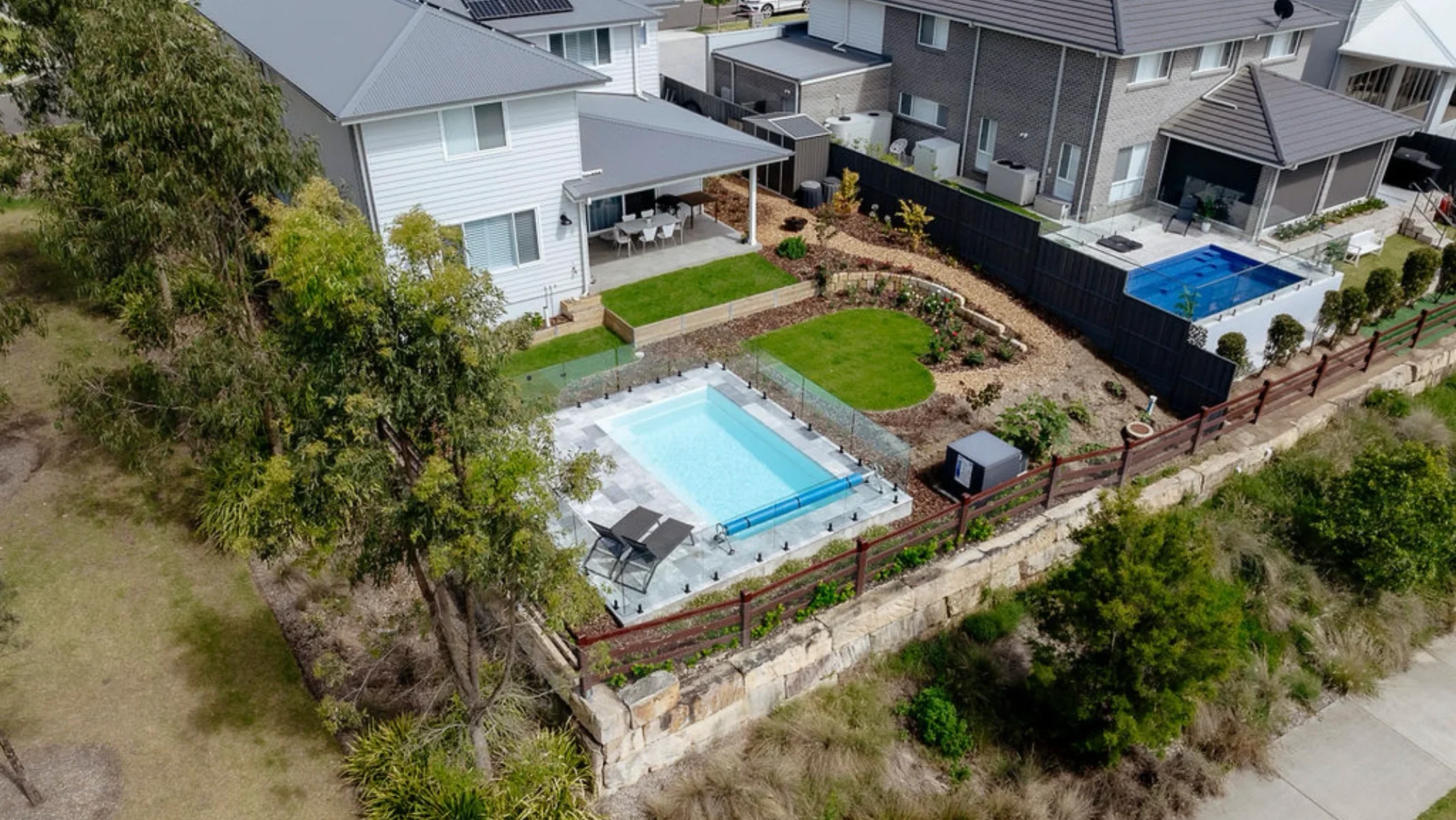 IMG LP AU Refelction 6 Shimmer White LP Sydney 002 - North Richmond