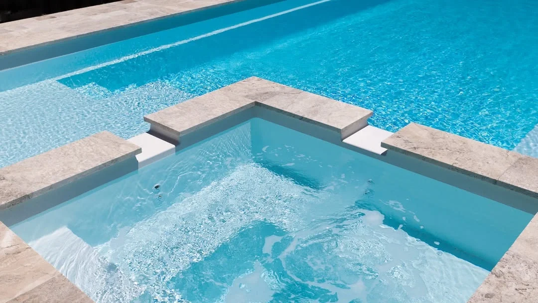 Leisure Pools The Absolute 10.00m Shimmer White GV Unique Pools & Landscaping