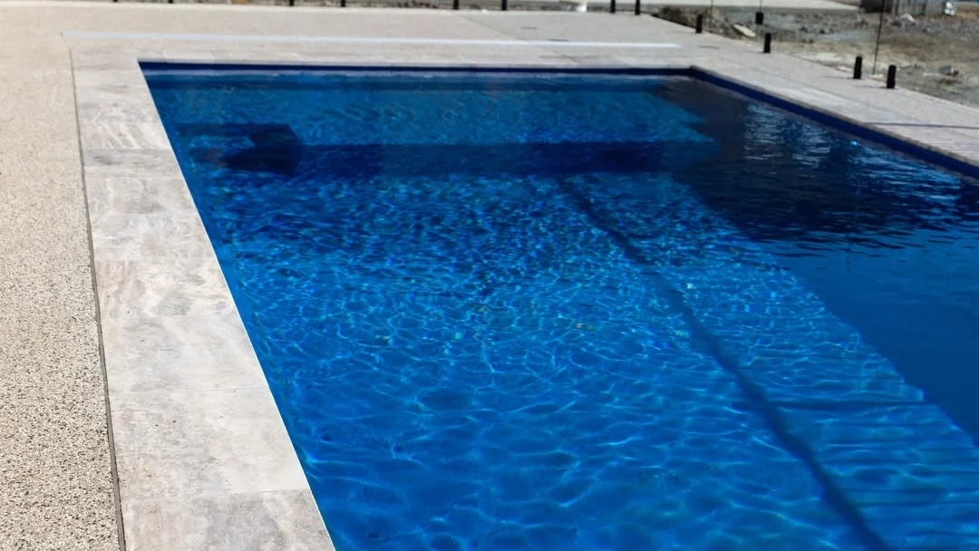 Leisure Pools The Acclaim 10.15m Sapphire Blue GV Unique Pools & Landscaping