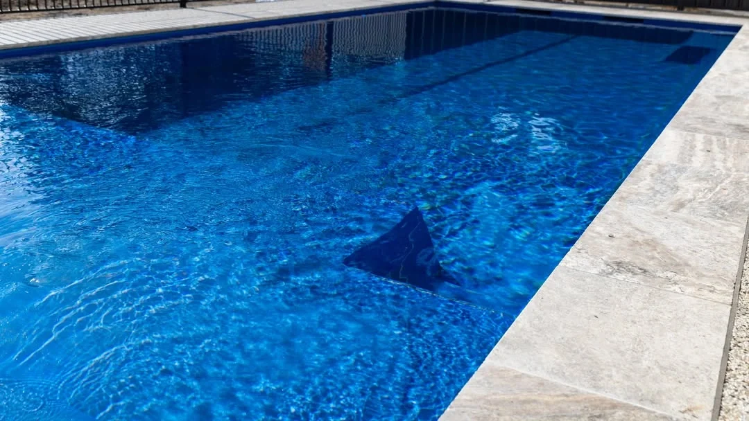 Leisure Pools The Acclaim 10.15m Sapphire Blue GV Unique Pools & Landscaping