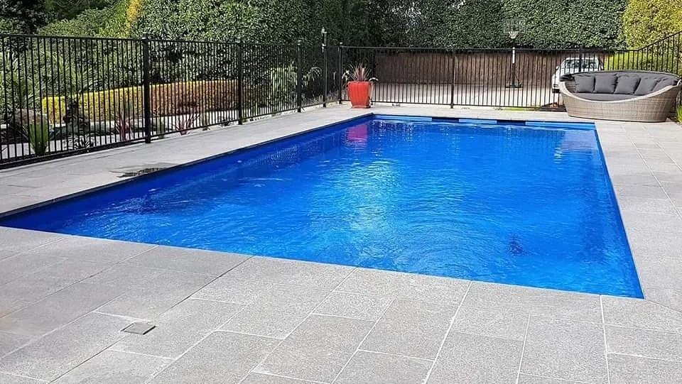 Leisure Pools The Acclaim 10.15m Sapphire Blue LP Melbourne Central