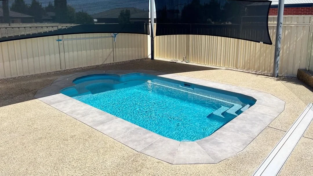 Leisure Pools The Courtyard Roman Silver Grey Mildura Pools