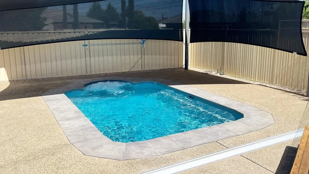 Leisure Pools The Courtyard Roman Silver Grey Mildura Pools