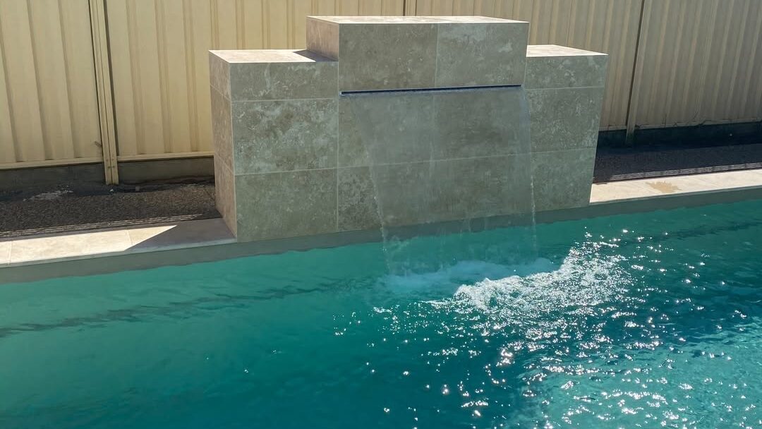 Leisure Pools The Elegance 8.00m Diamond Sand with Cascade Water Feature GV Unique Pools & Landscaping