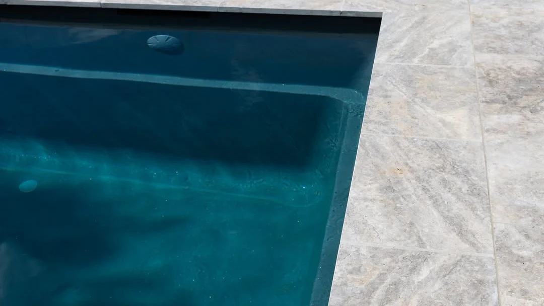 Leisure Pools The Elite 9.00m Graphite Grey GV Unique Pools & Landscaping