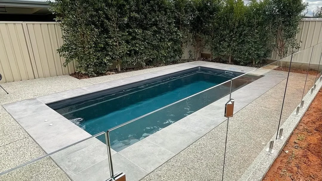 Leisure Pools The Harmony 6.00m Graphite Grey Mildura Pools