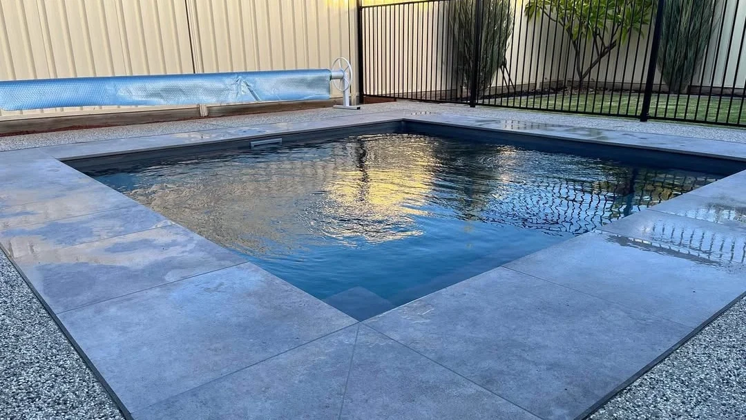 Leisure Pools The platinum Plunge Graphite Grey Mildura Pools