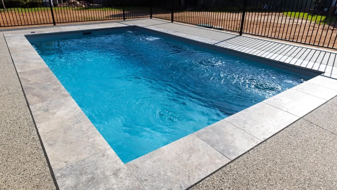 Leisure Pools The Reflection 6.00m Silver Grey GV Unique Pools & Landscaping