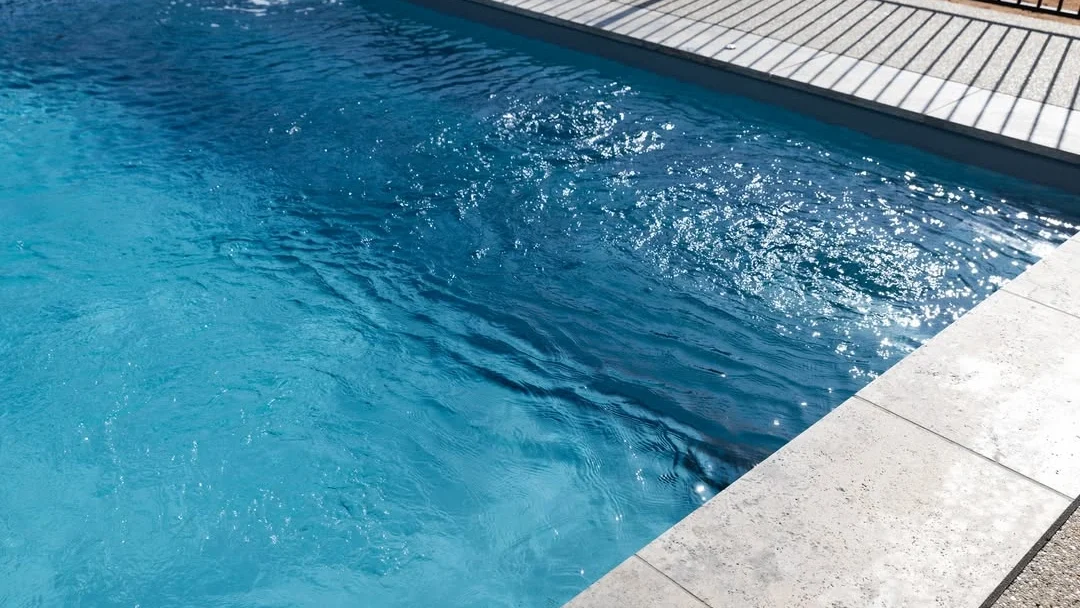 Leisure Pools The Reflection 6.00m Silver Grey GV Unique Pools & Landscaping