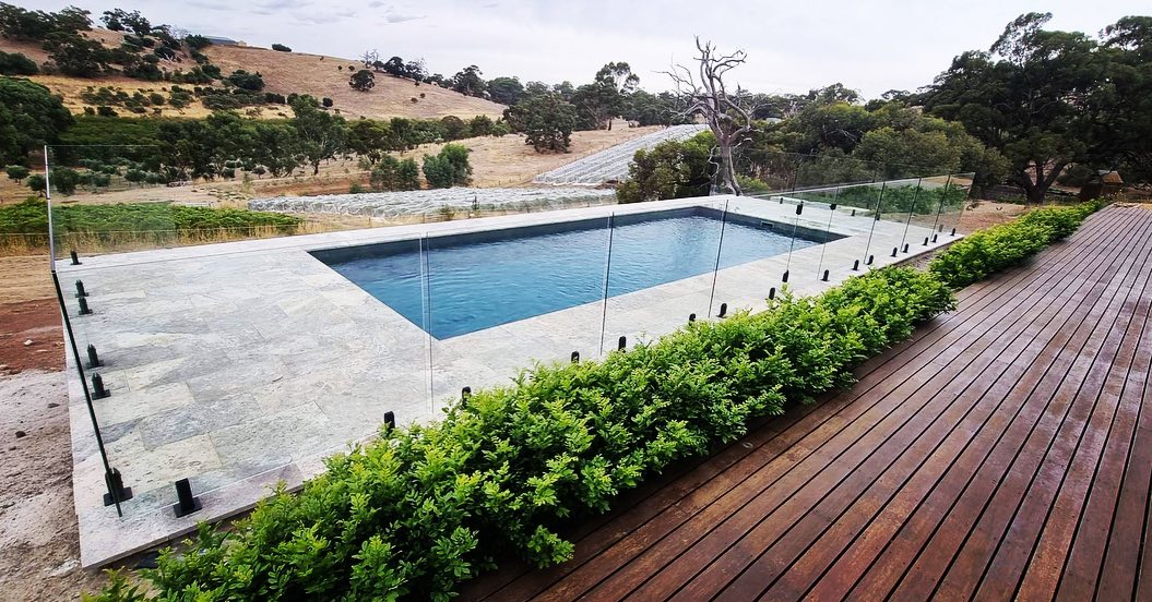 Leisure Pools The Reflection 9.00m Graphite Grey Leisure Pools Barossa Valley