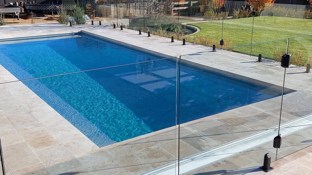 Leisure Pools The Reflection 9.00m Silver Grey Leisure Pools Barossa Valley