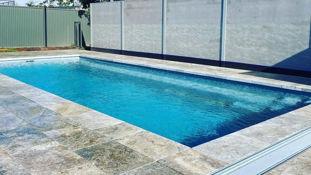 Leisure Pools The Reflection 9.00m Silver Grey Leisure Pools Barossa Valley