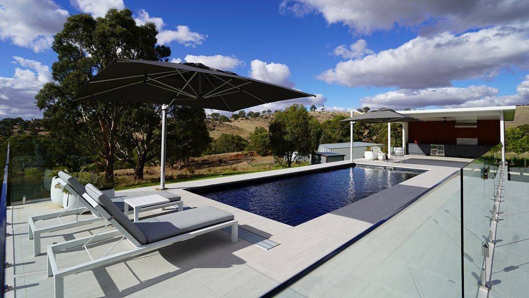 Leisure Pools The Reflection 10.00m Ebony Blue Leisure Pools Barossa Valley