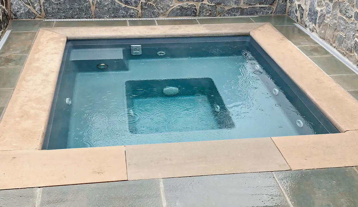 The Amalfi Spa 2.05m in Graphite Grey