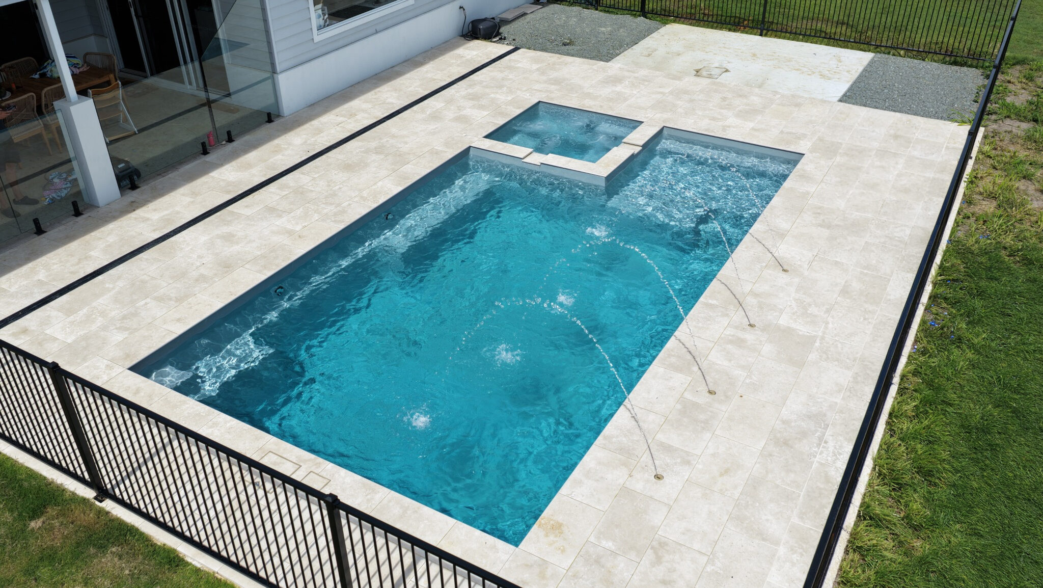 The Absolute 8m Pinnacle Pools The Allure 8.00m in Silver Grey, installed by Pinnacle Pools